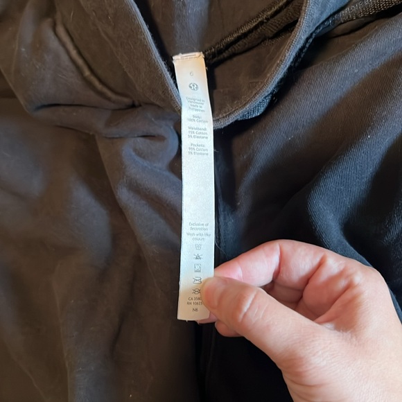 Lululemon shorts - Picture 2 of 4